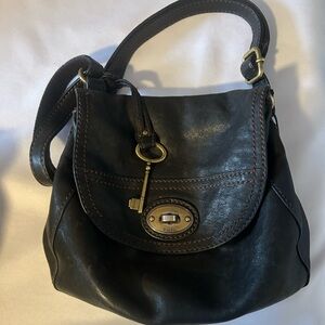 Chic Fossil Black Leather Shoulder Bag with Key Charm
